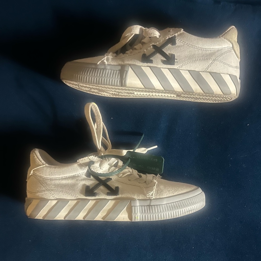 Offwhite sneakers
